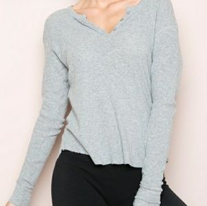 Brandy Melville - Henley Top